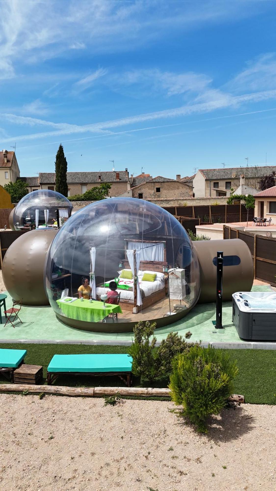 Cosmoveros - Burbuja Country house *